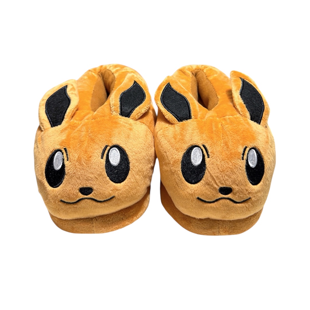 Pantufla eevee cerrada niño