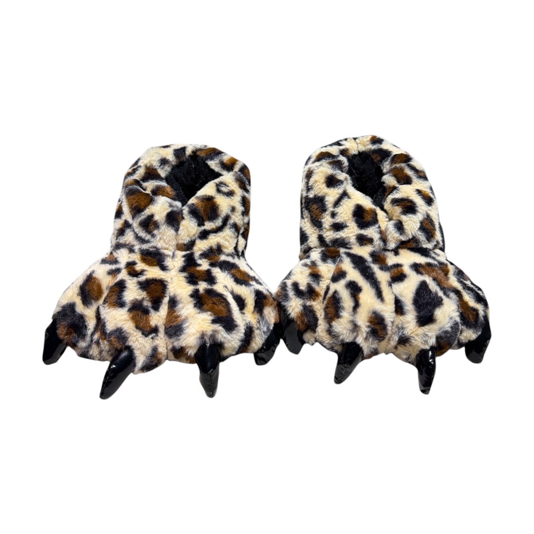 Pantufla animal print mancha cafe oscura