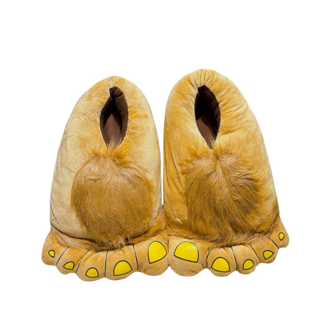 Pantufla pie grande cafe