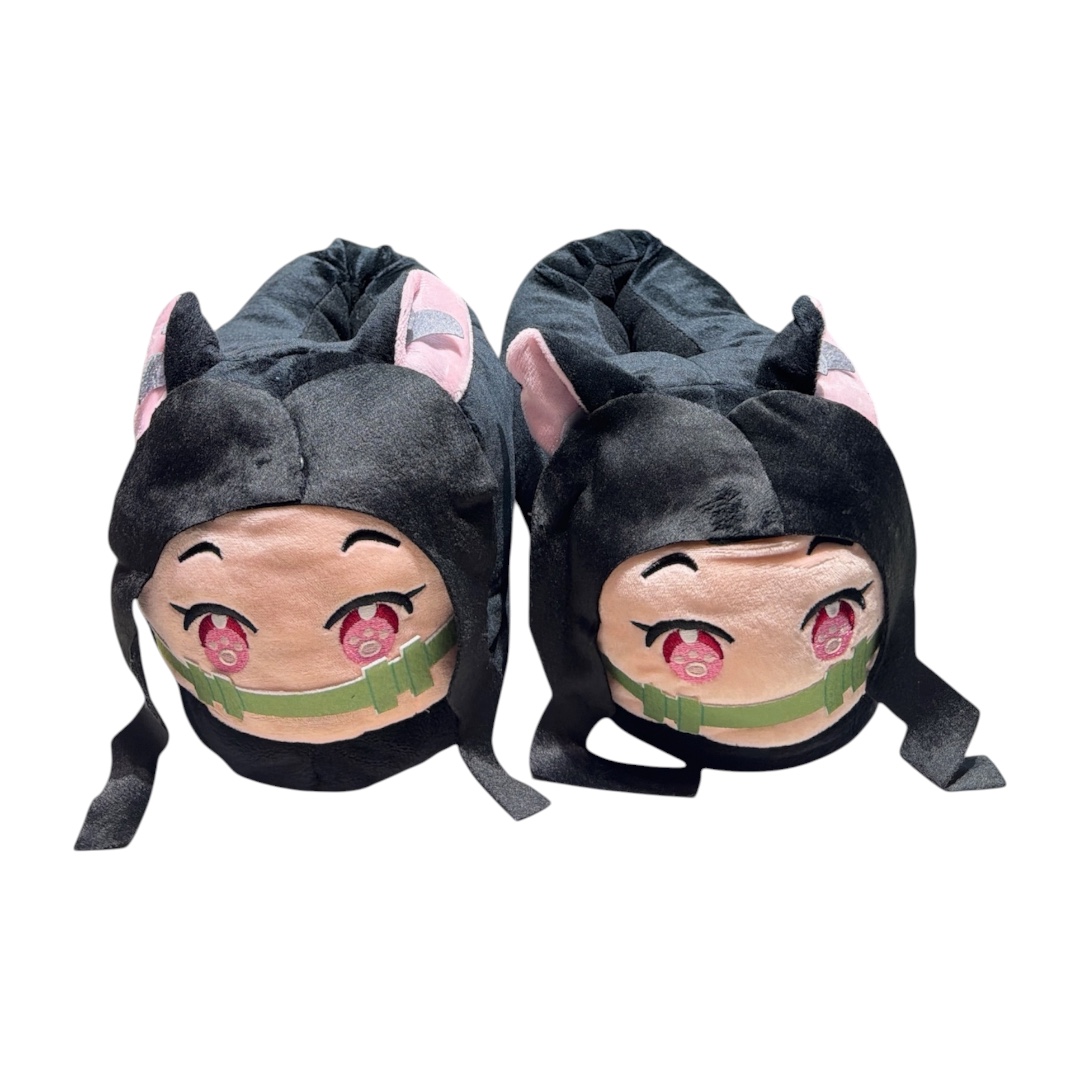 Pantufla nezuko cerrada adulto