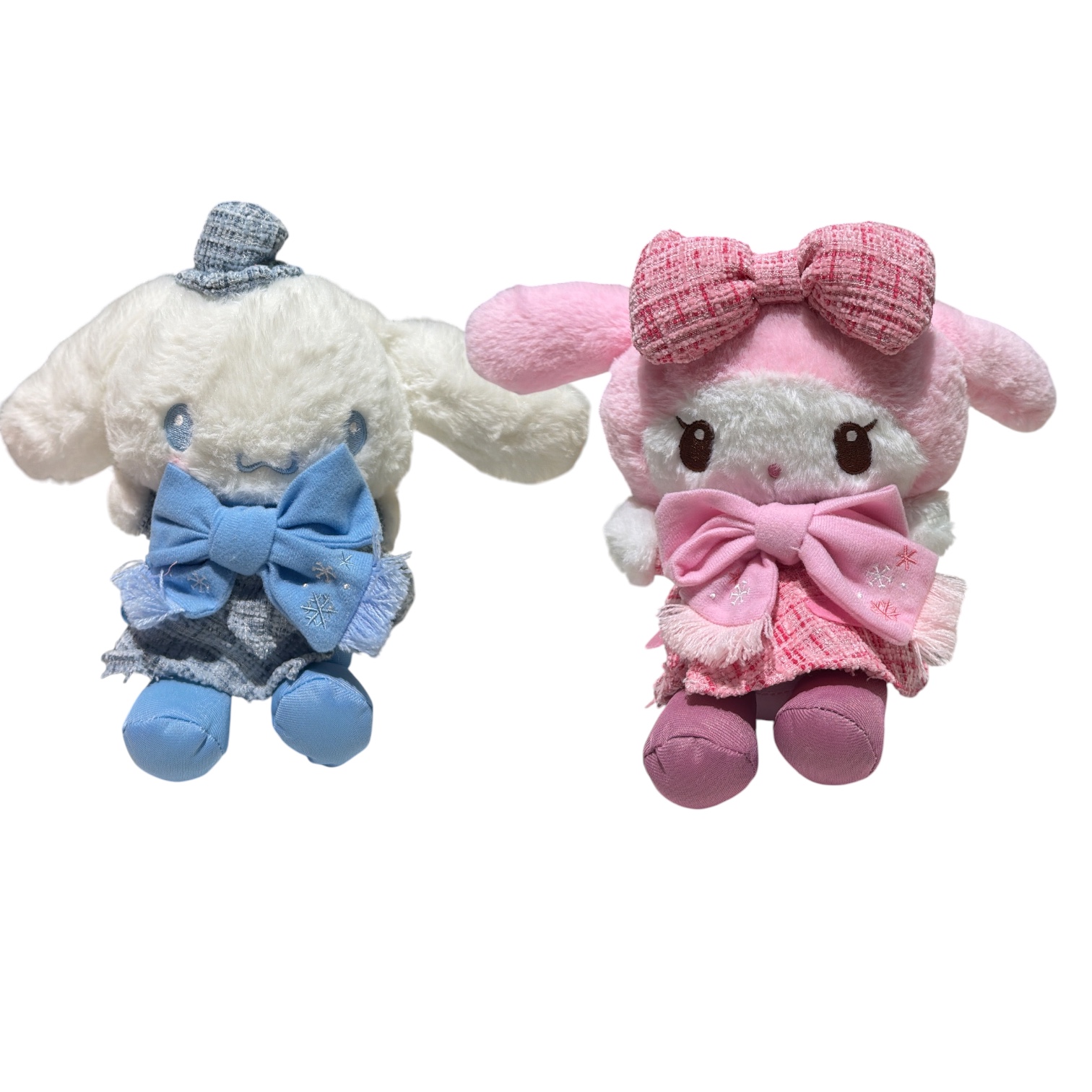 Peluche sanrio vestido escarchado y mini sombrero 22cm