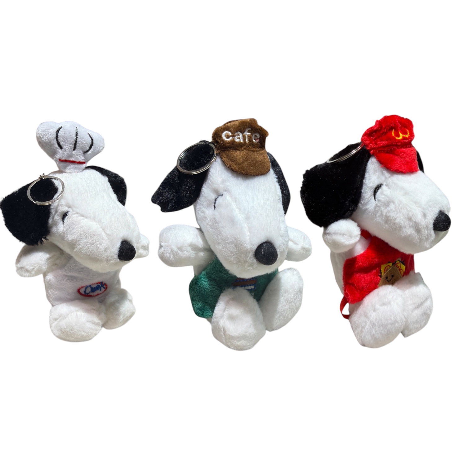 Peluche llavero snoopy con accesorios