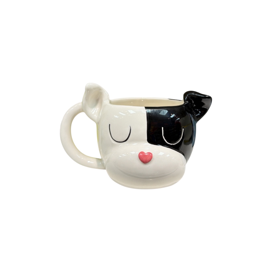 Taza perro moldeada blanca parche negro